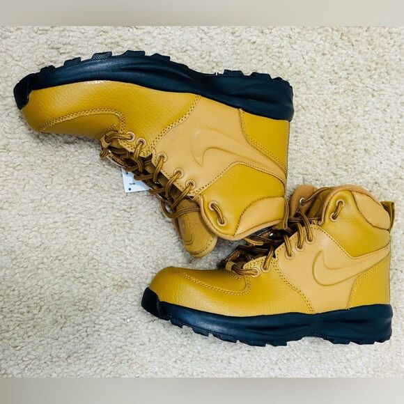 NWT Nike Manoa Lace Up Boot in Wheat Color Big Kid Boys Sz 6.5 - Picture 9 of 12